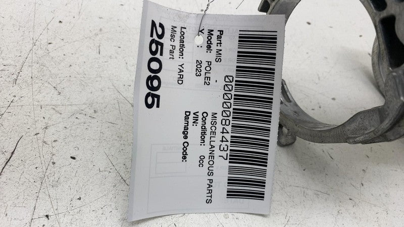 32208553 ⭕ 2021-2023 Polestar 2 Coolant Water Pump Holder Support Bracket Mount 32208553