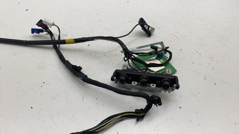 ⭕17-23 Tesla Model 3 Front Windshield Adjustable Triple Camera w/ Wiri