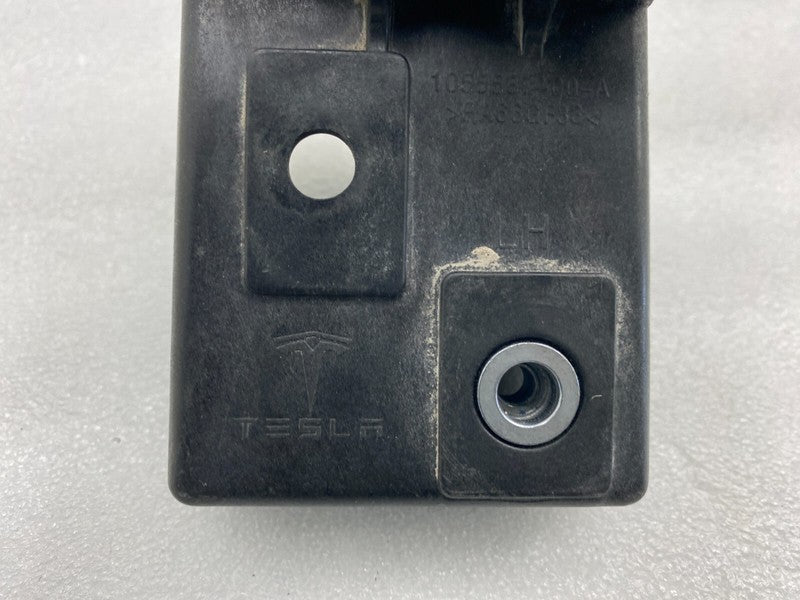 ⭕ 2012-2015 Tesla Model S Passenger Side Bumper Mount Support Bracket Right OEM