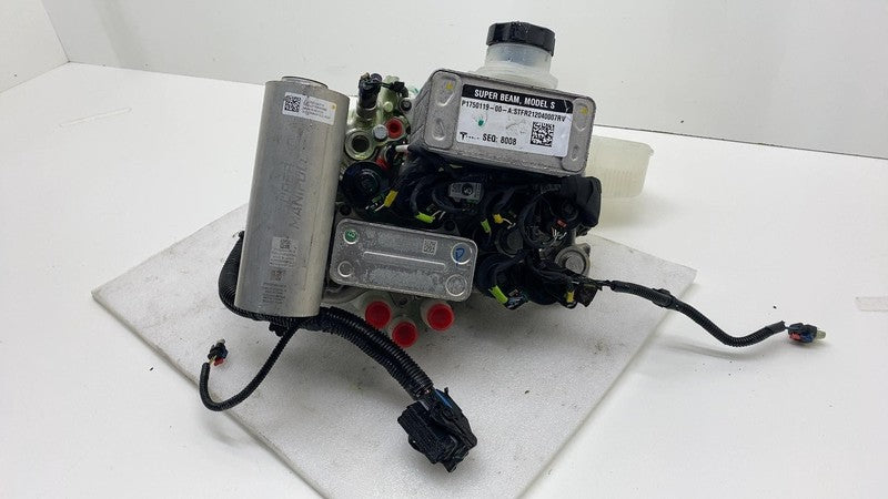 150685900D 2021-2024 Tesla Model S Super Beam Thermal Supermanifold Coolant Pump Reservoir
