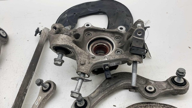 4KE505460C ⭕2019-2023 Audi e-Tron Rear Passenger Side Spindle Knuckle w/ Control Arm Right