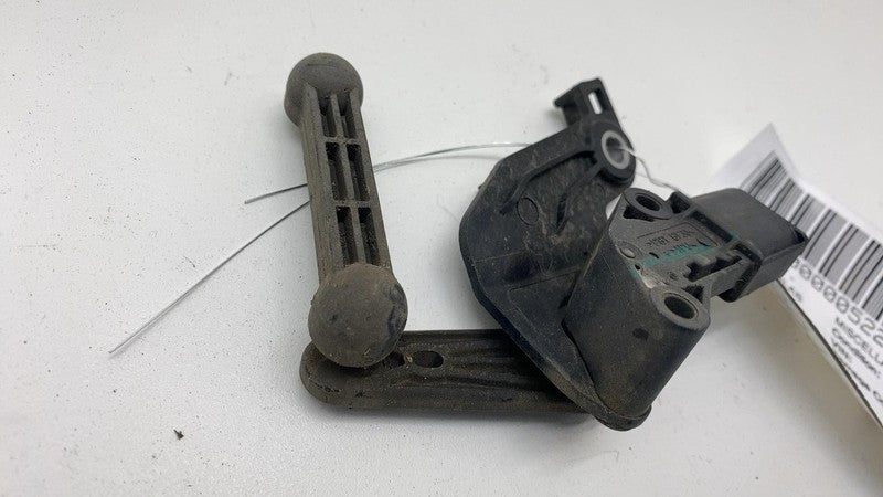 142094500B 2021-2024Tesla Model S X Rear Passenger Right Air Suspension Height Level Sensor