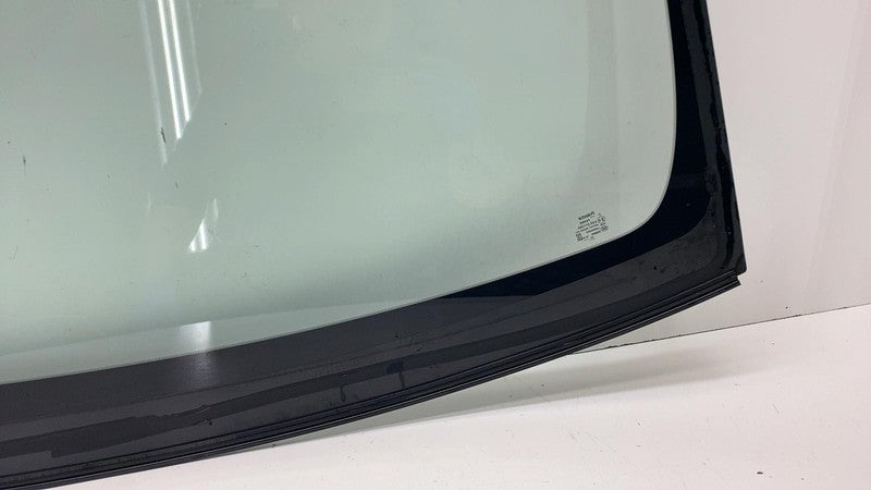 E4 43R-011384 ⭕ 2021 2022 2023 Polestar 2 Front Windshield Wind Screen Glass Assembly