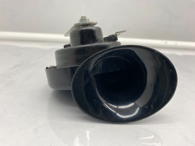 2012-2020 Tesla Model S Seger High Pitch Tone Horn 12V 510 Hertz w/ Bracket OEM