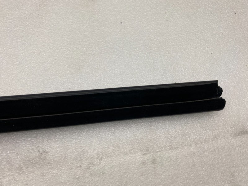 151694200A ⭕12-20 Tesla Model S Rear Left or Right Door Inner Belt Rubber Seal 1516942-00-A