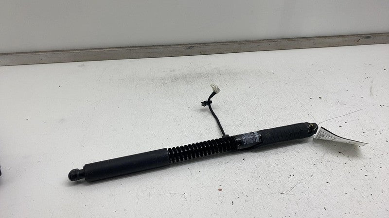 106344001D ⭕ 2016-2023 Model X Front Left / Rear Right Primary Door Lift Strut 1063440-01-D