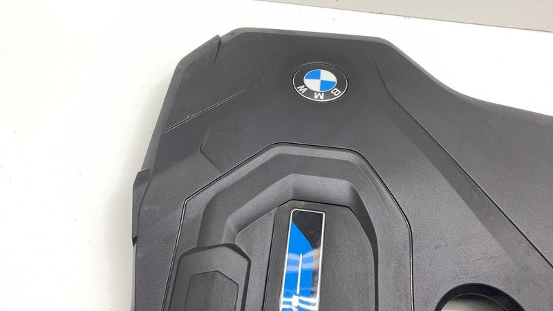 11148676204 2020 2021 2022 2023 BMW 530e G30 Engine Motor Appearance Top Cover Panel OEM