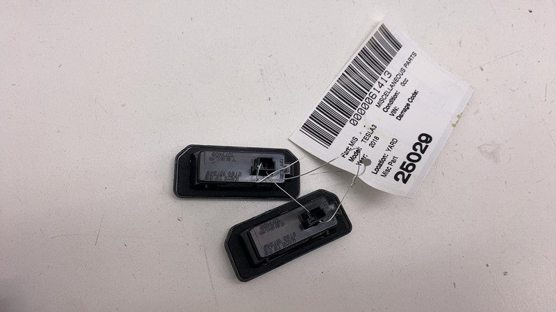 107740800C ⭕ 2017-2023 Tesla Model 3 License Plate Tag LED Lamp Light Assembly 1077408-00-C