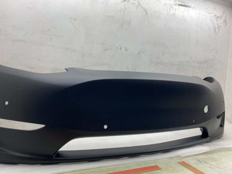 1493736 S0 A 2020 2021 2022 Tesla Model Y MY Front Bumper Cover w/ Park Sensor Hole Assy