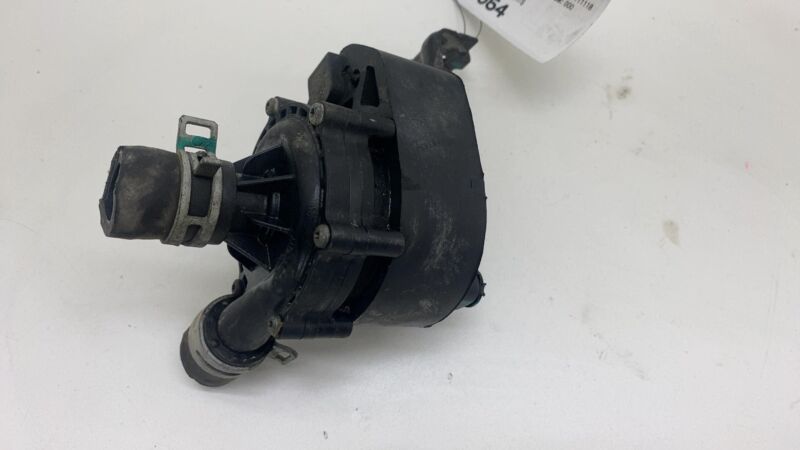 2012-2015 Tesla Model S MS Battery Coolant System Auxiliary Water Pump Assembly