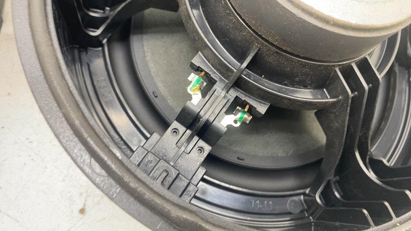 4K9 035 411 A 19-23 Audi E-Tron Rear Left/Right Side Door Panel Audio Sound Speaker 4K9035411A