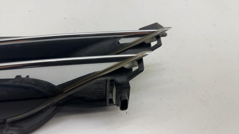 105785100I ⭕ 16-20 Tesla Model S Front Left Bumper Air Shutter Active Louver 1057851-00-I
