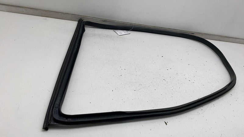 191098500C ⭕ 24-25 Model 3 Rear Left Primary Body Weatherstrip Rubber Seal LH 1910985-00-C