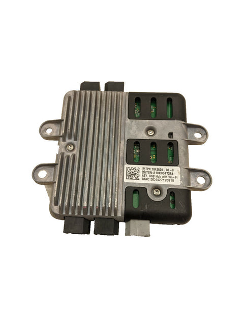 ⭕2016-2020 Tesla Model S X USB Hub and WiFi Control Module Assembly 1042829-00-F