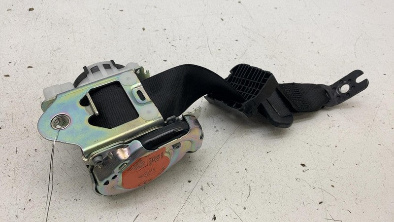 ⭕2019-2023 Audi E-Tron Quattro Left or Right Seatbelt Beat Belt & Retractor Assy