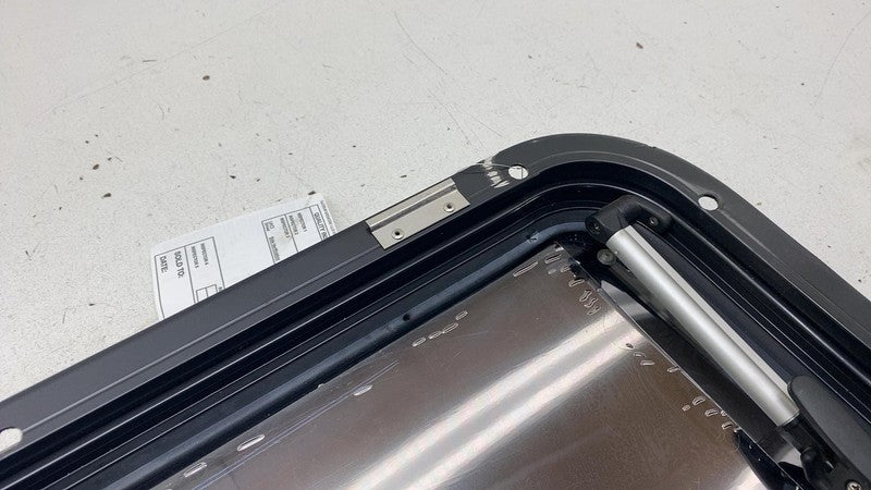 ⭕ 2014-2021 Ram ProMaster 1500 2500 3500 Rear Body Panel Glass Window Assembly