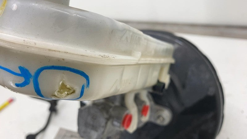 68290690AB ⭕ 14-24 ProMaster 2500 Power Brake Booster Master Cylinder Reservoir 68290690AB