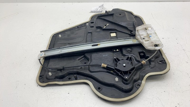 68244606AC ⭕ 07-18 Jeep Wrangler Front Passenger Side Door Window Regulator & Carrier Right