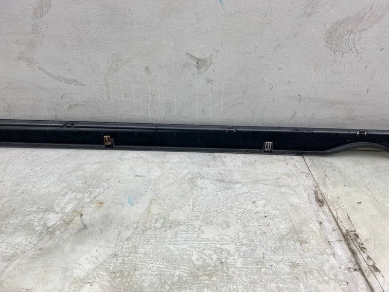 1012217 00 G ⭕12-24 Tesla Model S Passenger Side Skirt Molding Scuff Plate Right 1012217-00-G