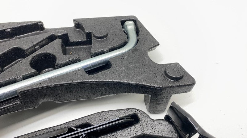 7P0 011 031 2011-2018 Porsche Cayenne Emergency Spare Wheel Lift Jack Wrench w/ Holder OEM