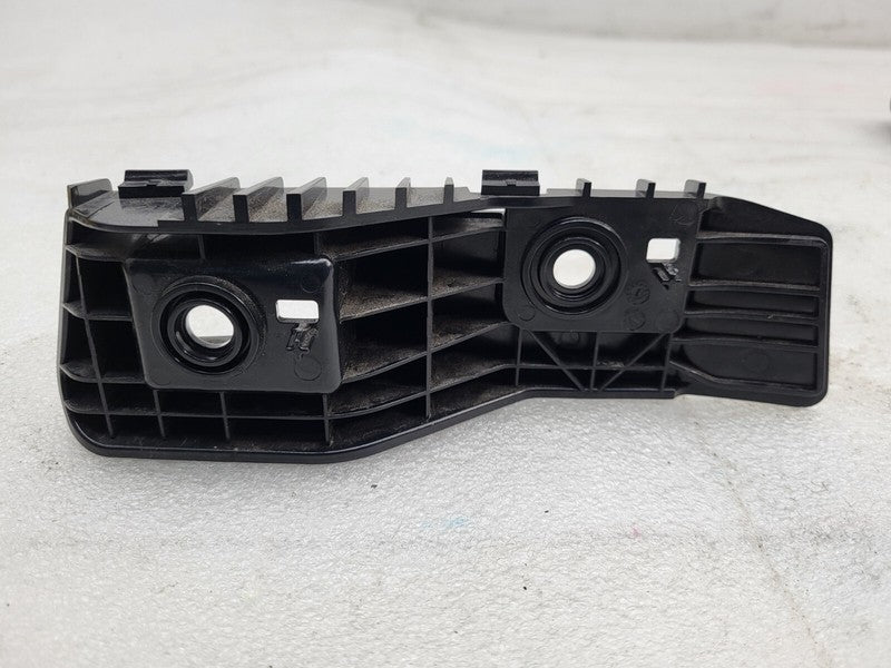 1083992 00 E ⭕ 17-23 Model 3 Rear Driver Bumper Taillamp Taillight Mount Bracket 1083992-00-E