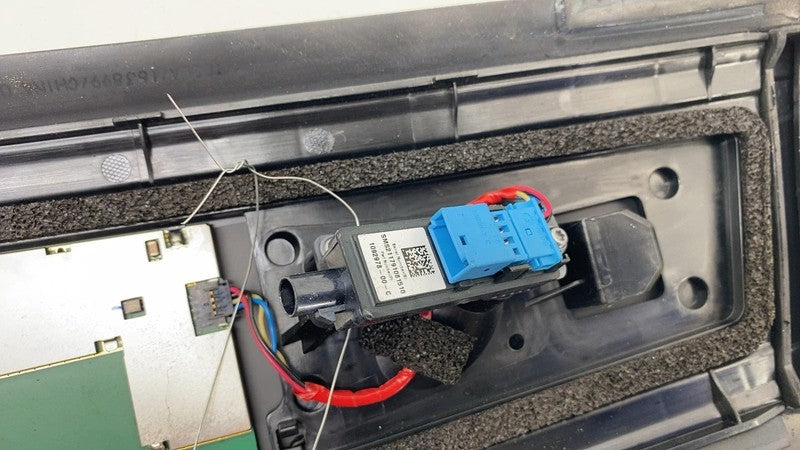 ⭕ 20-23 Model Y Left Exterior B-Pillar Applique Glass Trim LH AP3 1506