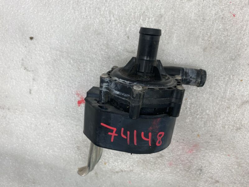 2016-2020 Tesla Model S X Cooling System Auxiliary Water Coolant Pump FWD Assy