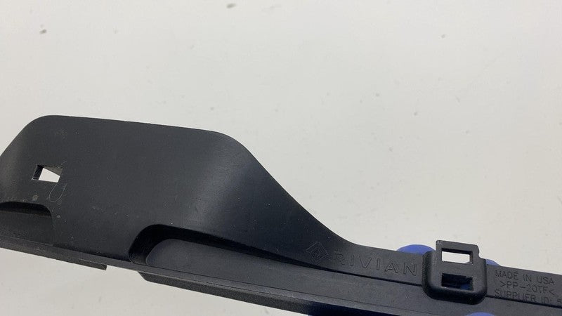 PT00028767 ⭕22-24 Rivian R1T R1S Front Hood Windshield Hider Flange Trim Molding PT00028767