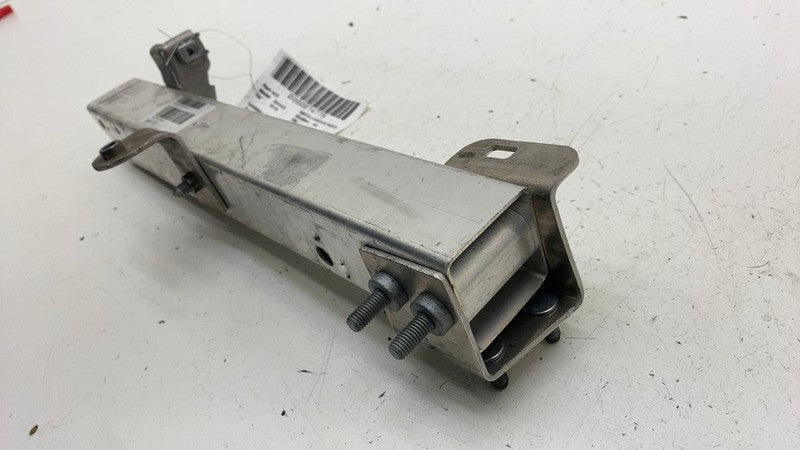 ⭕ 2018 BMW i3 I01 Front Passenger Upper Radiator Support Bracket Right