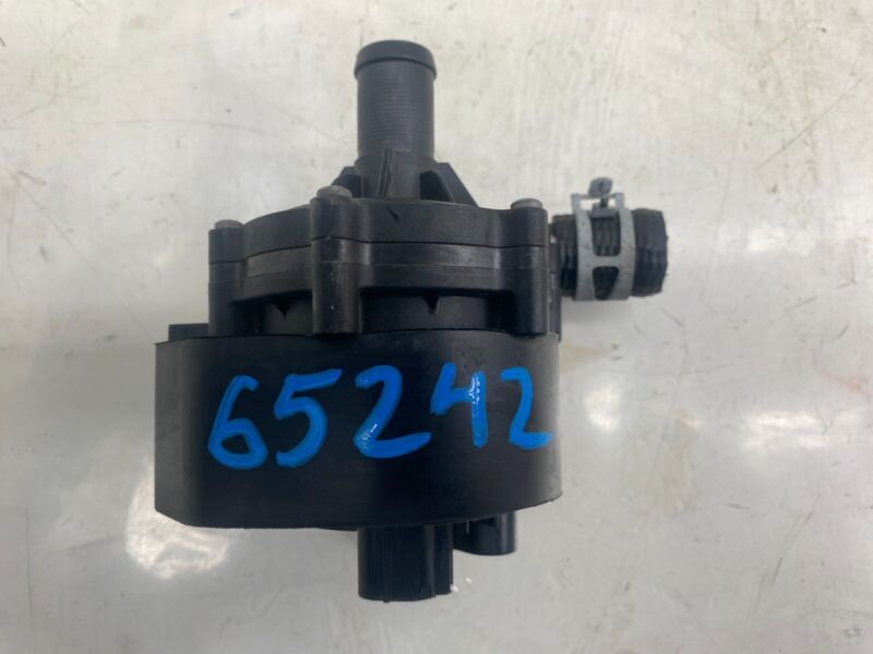 1037328-00-F 2016-2020 Tesla Model X Auxiliary Coolant Water Cooling Pump Assy 103732800F OEM