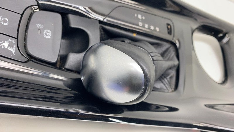 ⭕ 18-22 Toyota C-HR Transmission Gear Shifter Gaiter & Surround Trim A