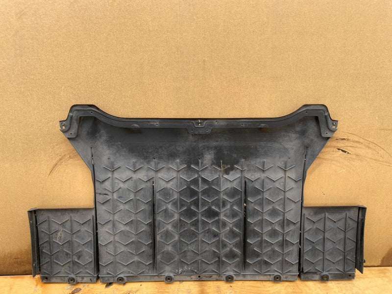 105732600B ⭕ 16-20 Model S Rear Bumper Aero Shield Cover Under Body Diffuser 1057326-00-B