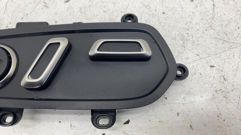 ⭕ 2025 Rivian R1S Front Left Seat Adjustment Control Switch LH OEM PT0