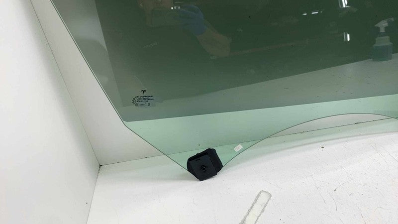 ⭕ 2021-2023 Tesla Model 3 Front Passenger Door Window Glass Right (Dou