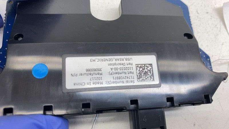 ⭕ 17-23 Tesla Model 3 Rear Generic USB/AUX Control Unit Hub Module 110