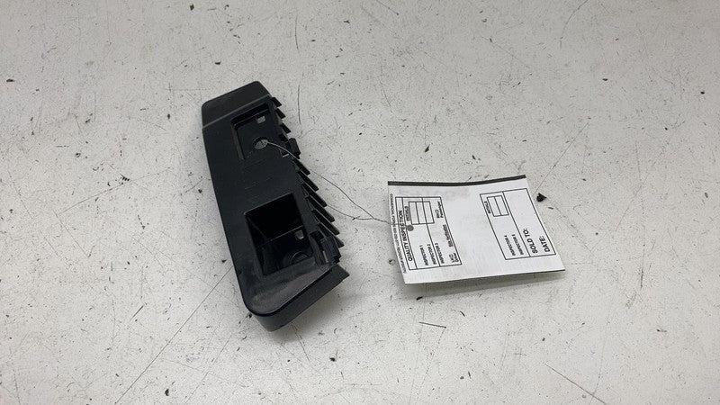 ⭕ 17-23 Tesla Model 3 Rear Left Taillight Tail Lamp Mount Bracket 1083