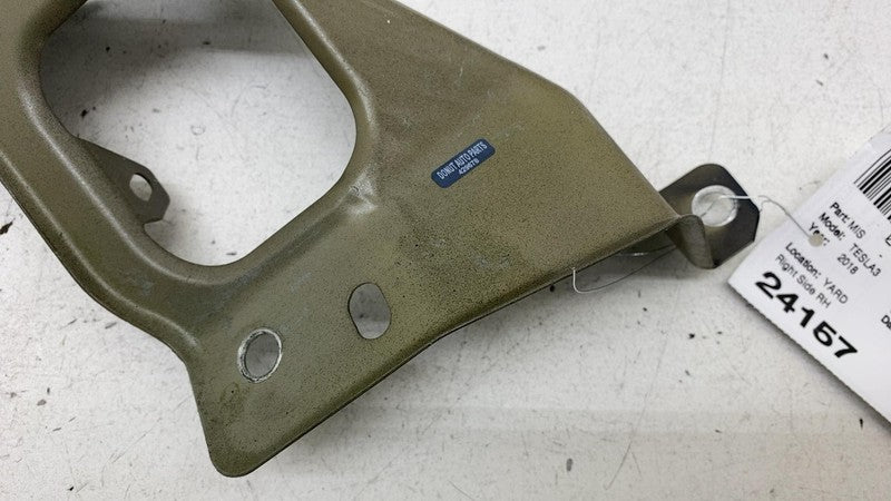 1086016 00 C 2017-2023 Tesla Model 3 M3 Front Passenger Side Fender Support Bracket Right RH