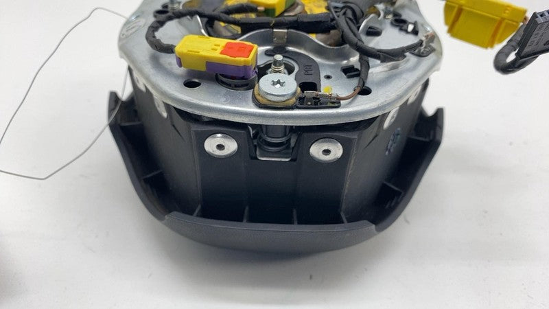 8R0.880.201.A 2009 2010 2011 2012 Audi Q5 Driver Steering Wheel Airbag Air Bag 8R0.880.201.A