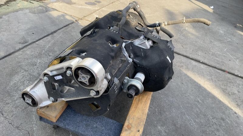 1035000-00-F ⭕14-18 Tesla Model S X Electric Engine Motor Front Small Drive Unit 1035000-00-F