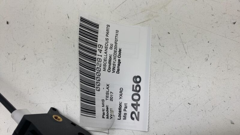 Does not apply 2016-2020 Tesla Model X Rear Left 2nd Row Seat Backrest Recline Cable 5-Seater
