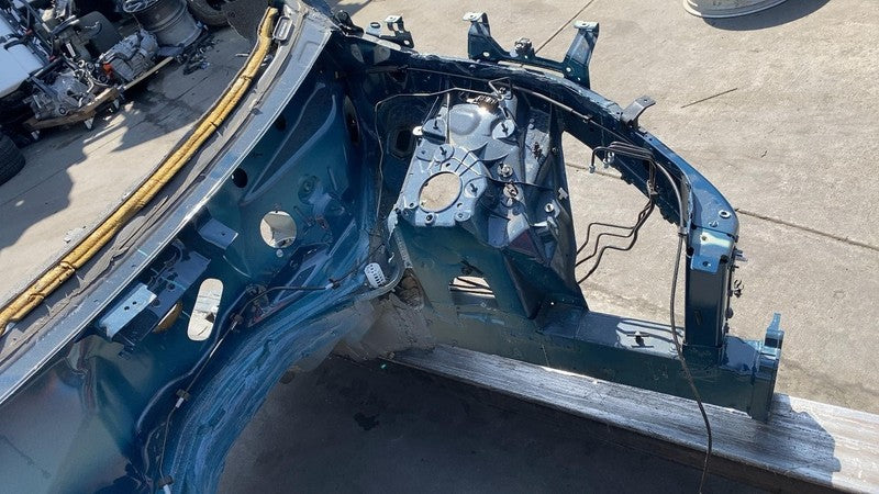 ⭕ 2024 Porsche Cayenne Front Left & Right Frame Horn Structural Cut Out Assembly