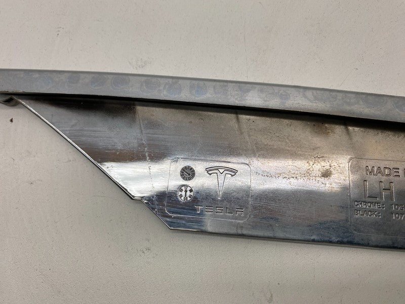 105637800C ⭕ 16-20 Model S Front Left & Right Lower Grille Louvre 1056378-00-C/1056379-00-C