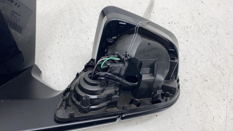 20 Model Y Front Left Exterior Rear View Door Mirror (NO SKULL CAP) 1495587-00-E
