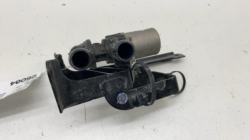 32339739 ⭕ 2021-2023 Polestar 2 Battery Coolant Cooling Valve w/ Motor & Bracket 32339739