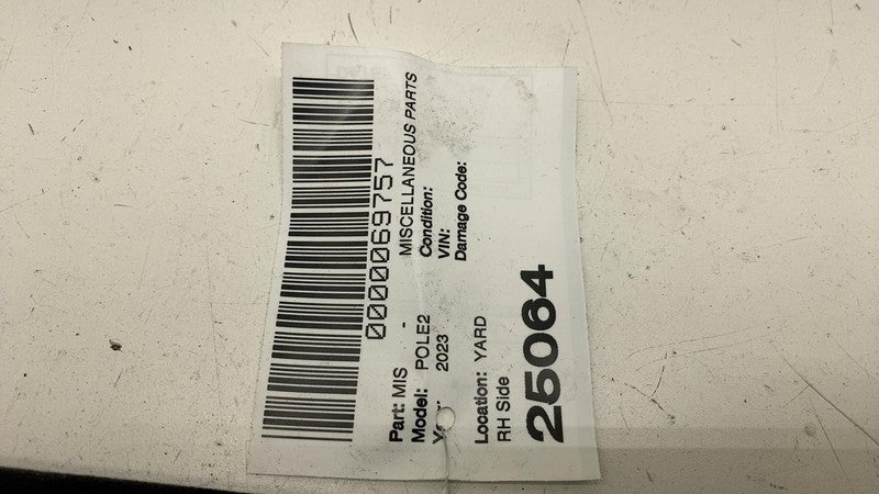 ⭕ 21-23 Polestar 2 Front Right Door Window Inner Belt Weatherstrip Sea