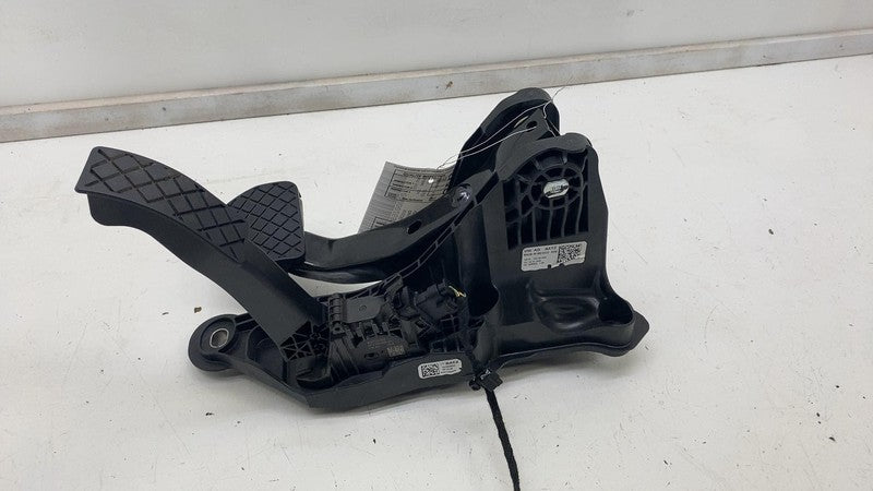 1EB 723 503 ⭕2021-2023 Volkswagen ID.4 Front Gas Accelerator Throttle & Brake Pedal Assembly