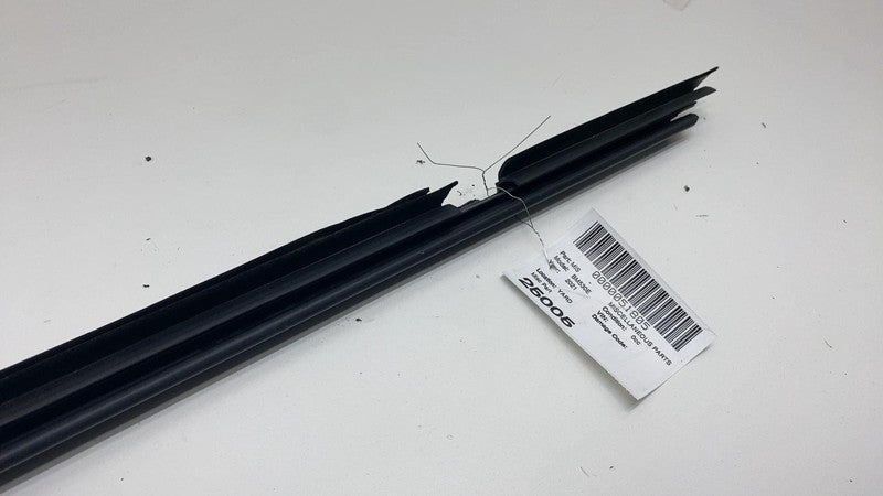 ⭕2021 BMW 530e G30 Rear Passenger Side Door Window Inner Weatherstrip
