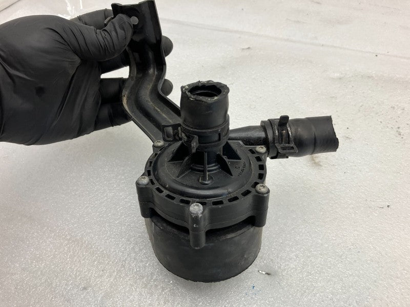 1490099-00-A ⭕16-20 Model S MS Electric Auxiliary Coolant Raven Water Pump Front 1490099-00-A