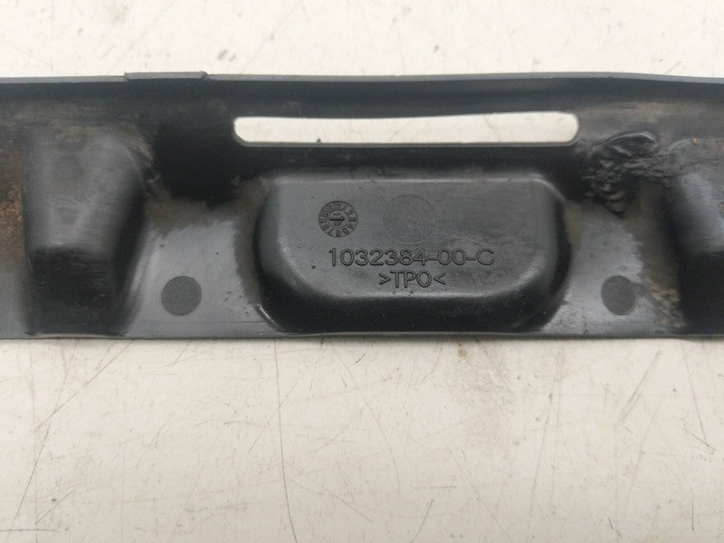 1032384-00-C ⭕12-20 Model S Front Passenger Side Battery Enclosure Bracket Plate 1032384-00-C