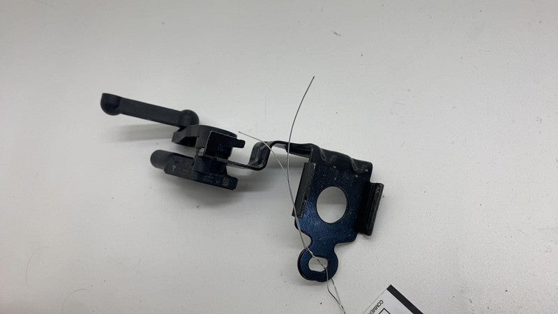 125097600B ⭕ 24-25 Cybertruck Rear Right Side Suspension Height Level Sensor 1250976-00-B